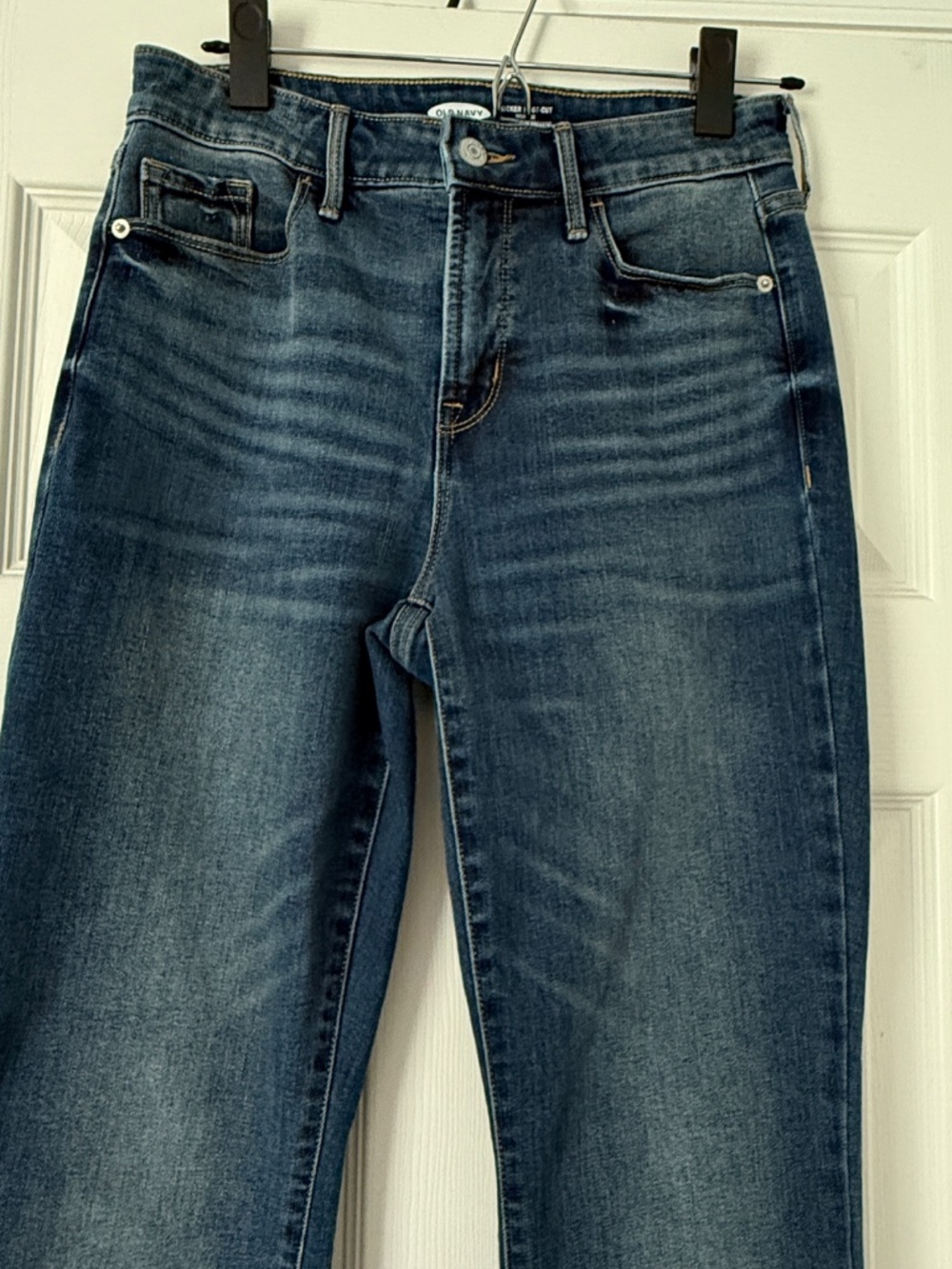 Like new Old Navy kicker boot cut jeans size 4